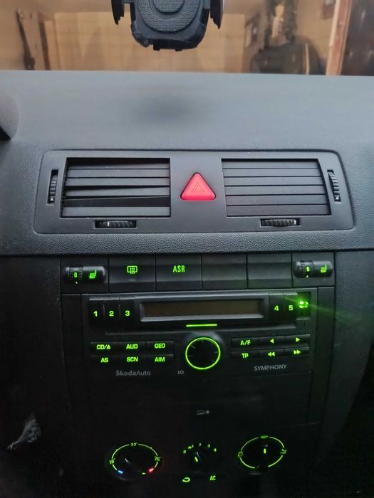 Шкода фабія автомат