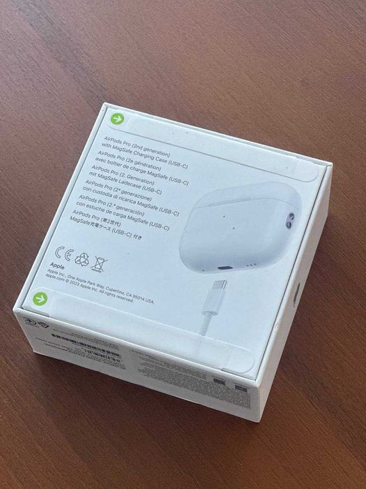 Нові Apple AirPods Pro 2nd Gen USB-C (MTJV3TY/A)
