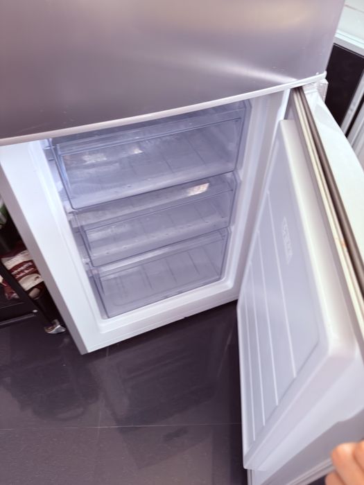 Frigorifico electronia