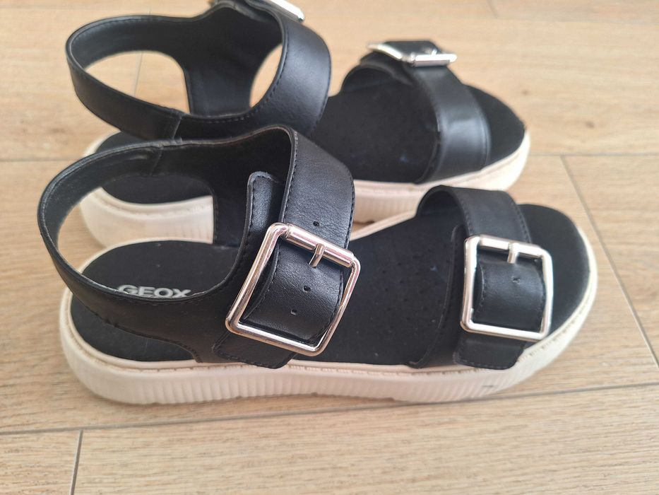 Босоніжки geox 37