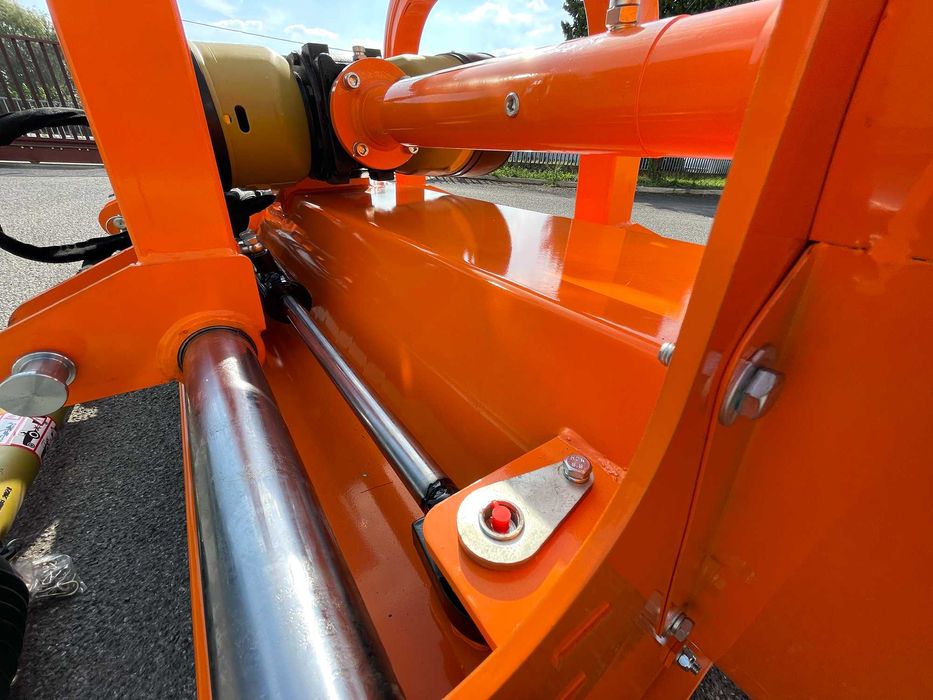 **PROMO** Triturador Reversível 2m GRIZZLY-200 - 570kg - NOVO c/CARDÃ