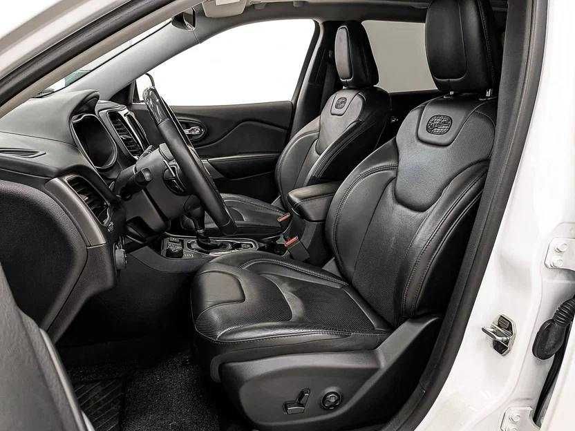 Jeep Cherokee 2020 рест