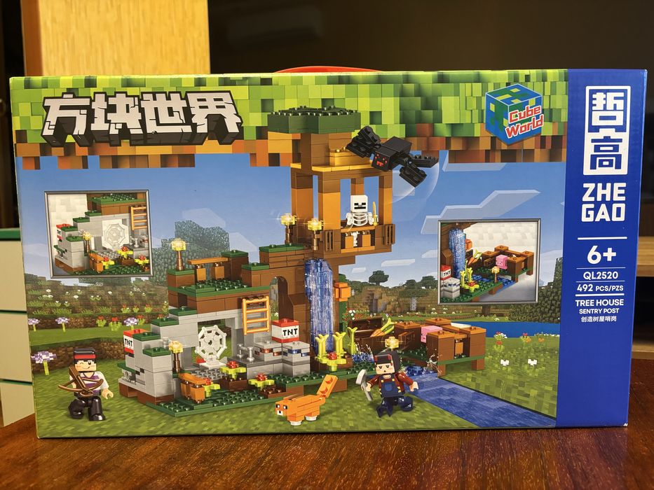 Конструктор Minecraft QL 2520 Вартовий піст на 492 деталі