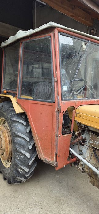 Kabina c 328 c 330