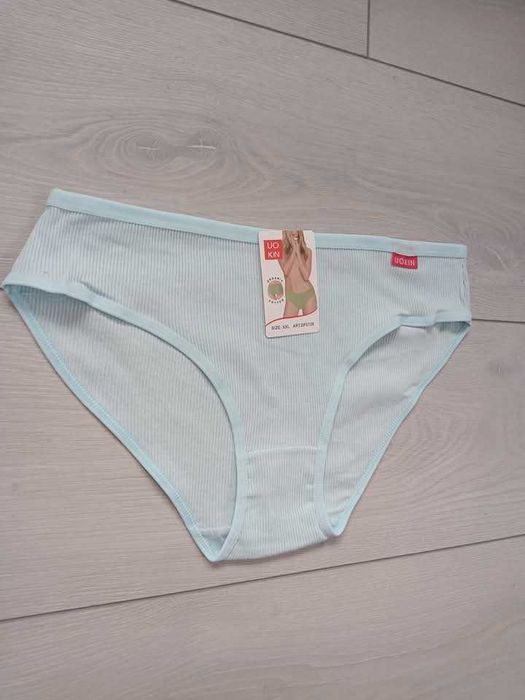 Жіночі труси.
Розмір XXL 4 шт.,XL 2 шт.,L 4шт.
Ціна 44грн.