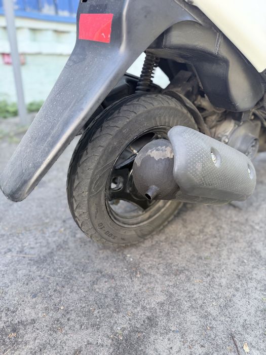 Мопед Suzuki lets 2 бабочка