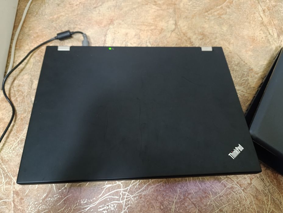 Продам або обміняю 2 ноутбуки Lenovo ThinkPad T410,HP G62
Обміняю на S