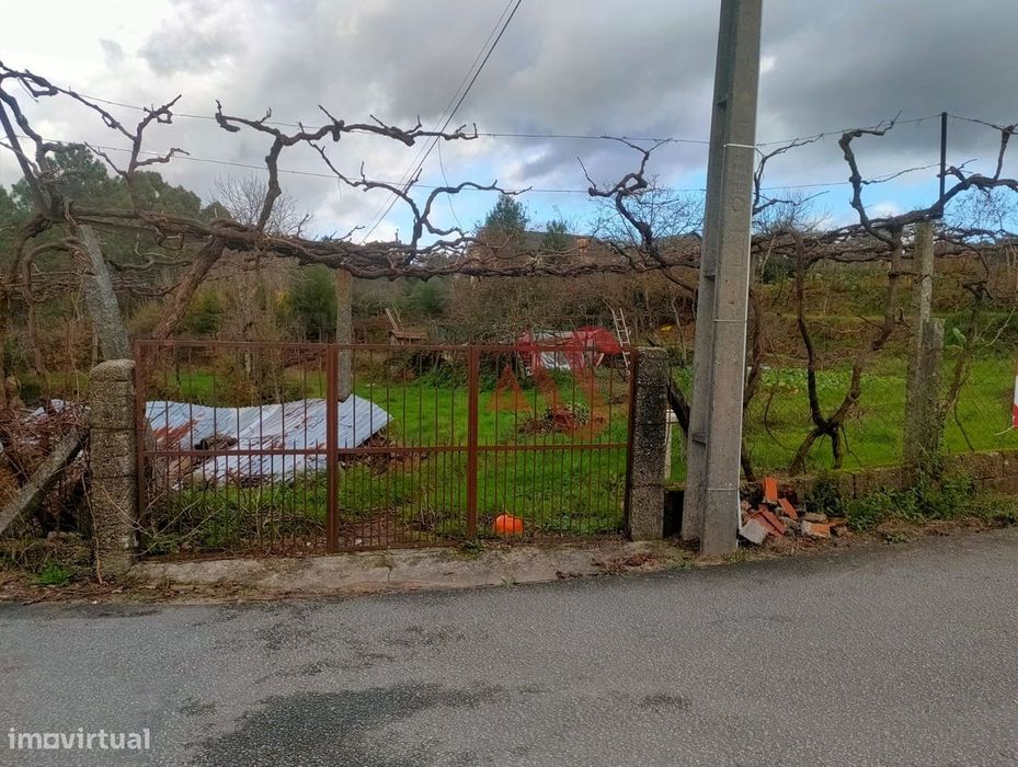 Terreno para construção com 1.960 m² em Regadas, Fafe — Regadas, Braga