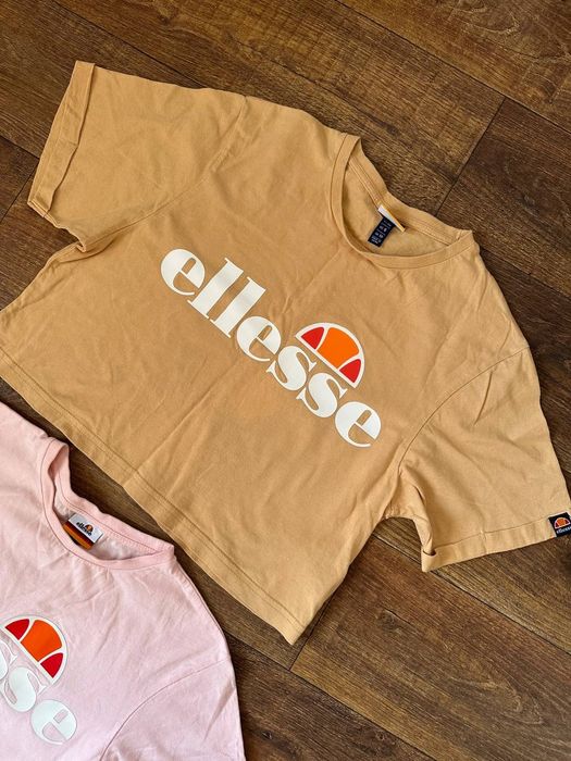 Два топика   Ellesse