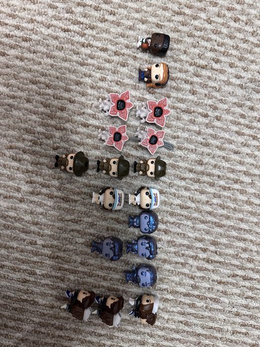 figurki stranger things kinder