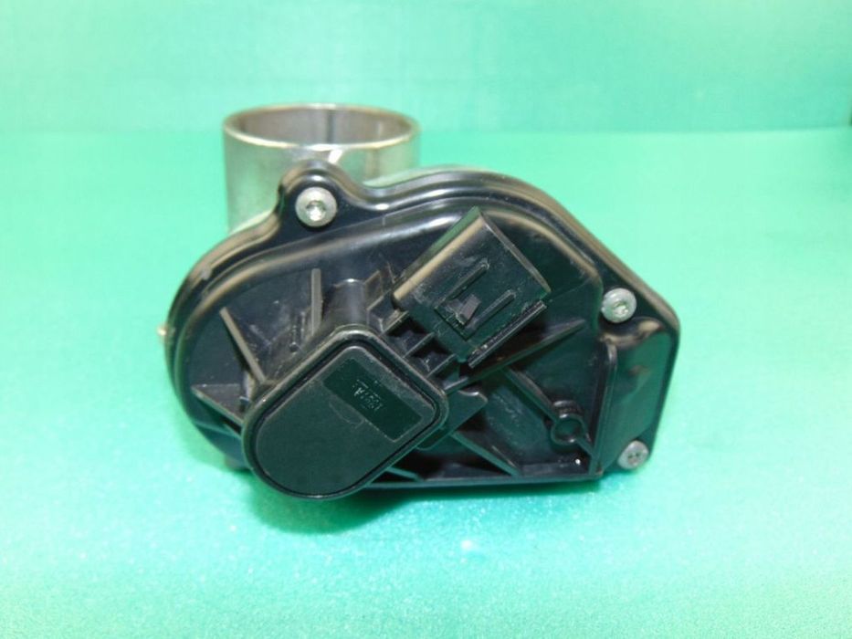 Przepustnica Focus MK2 1,4 1,6 VR2S6U-9E927-FC