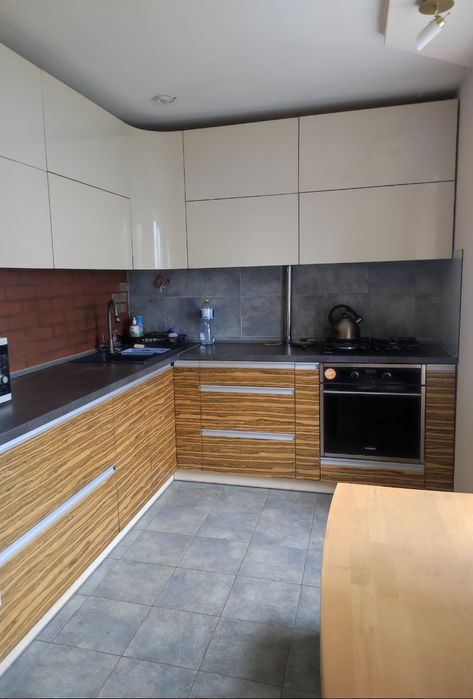 Сдам 2 х. ком.кв.Титова