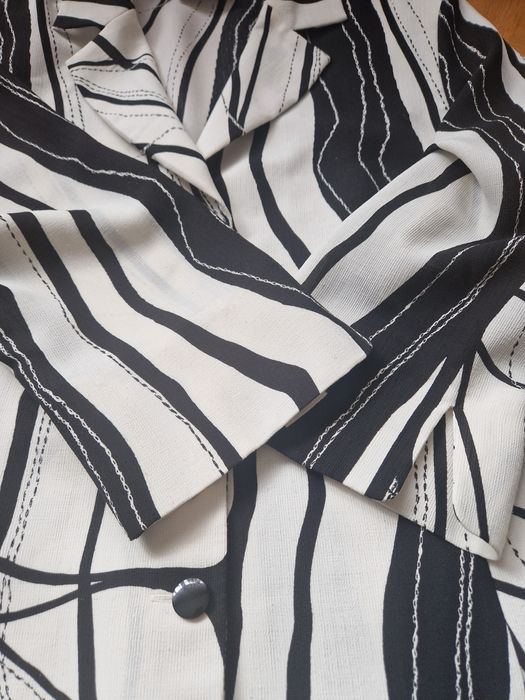 Żakiet roz. 44  biało czarny