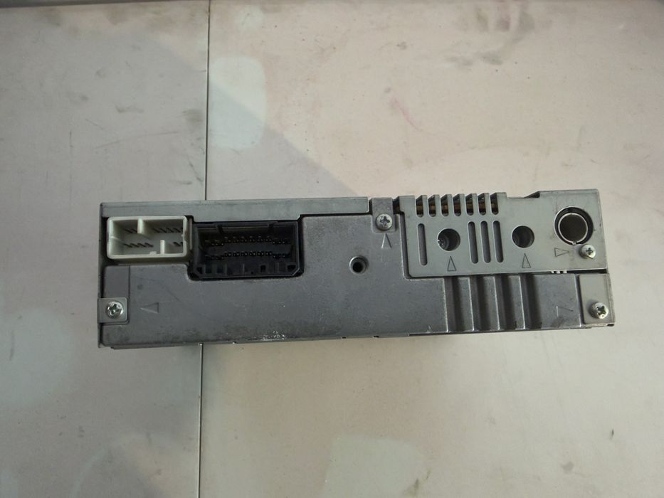 Radio honda cr-v ll sprawne kod .