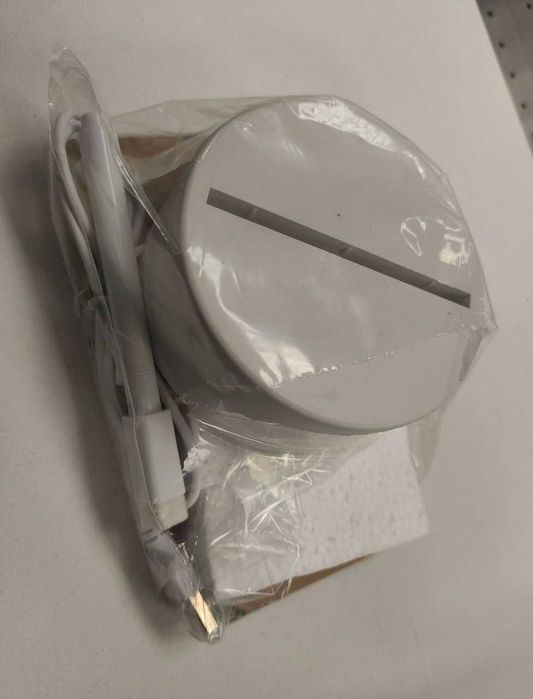 Нічний LED світильник, календар, дошка для повідомлень що стираються.