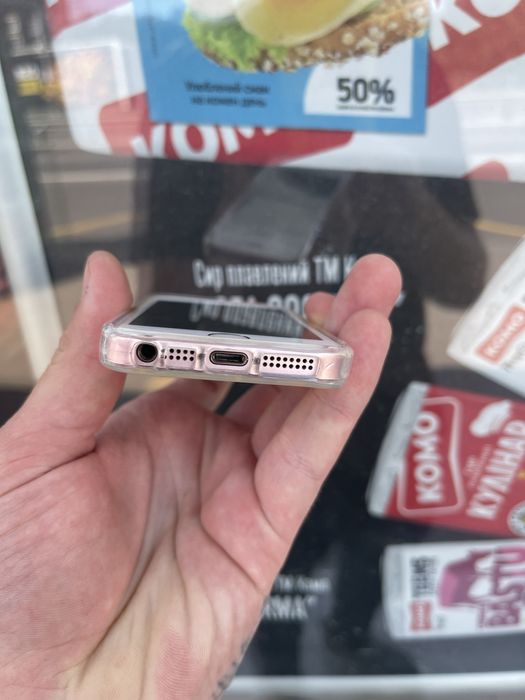 Продам айфон iPhone se 64gb