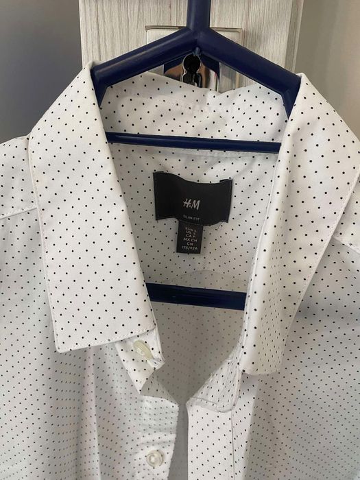 Męska elegancka koszula w groszki  HM