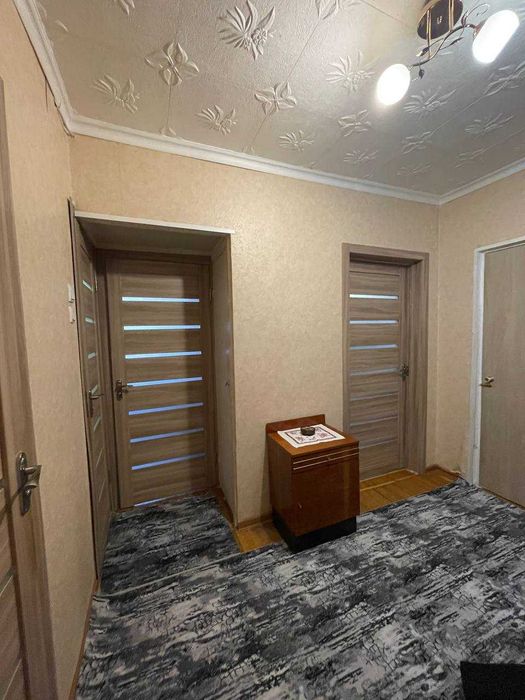 Здам велику 1 кім. квартиру на Кн. Володимира Великого/Марсельській!