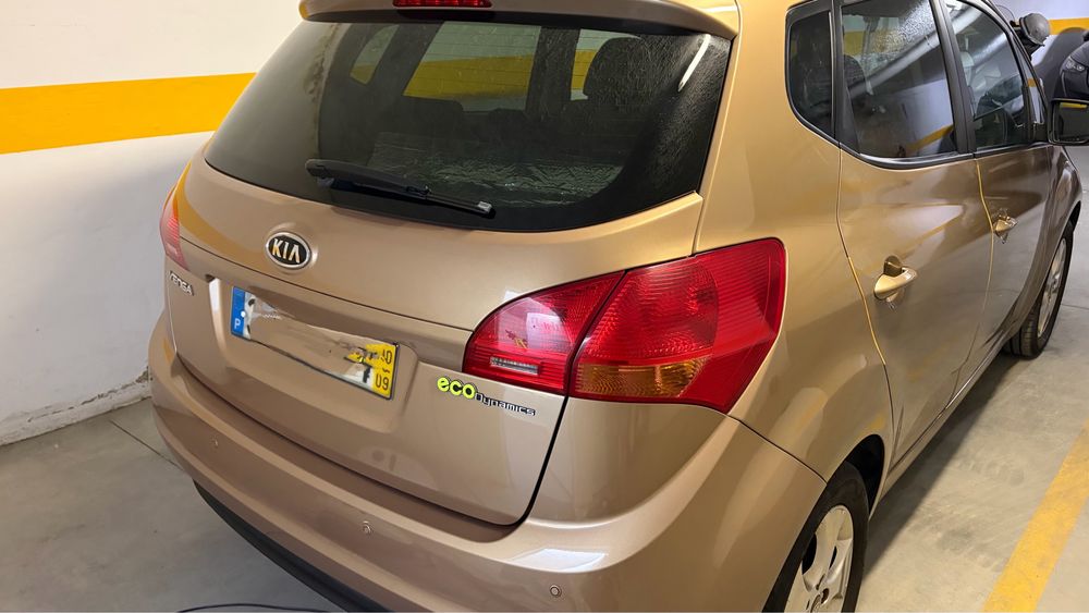 Kia Venga 1.4 TX ISG 90 cv — photo 4
