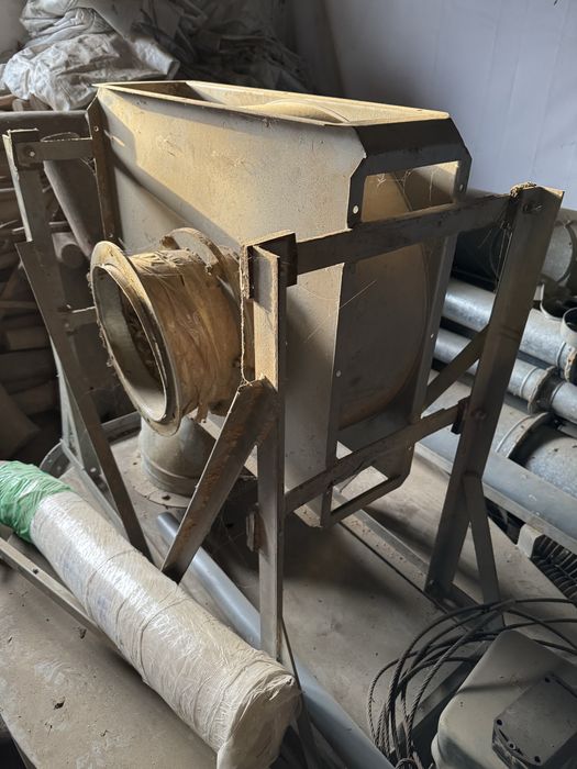 Циклон аспірація витяжка для тирси