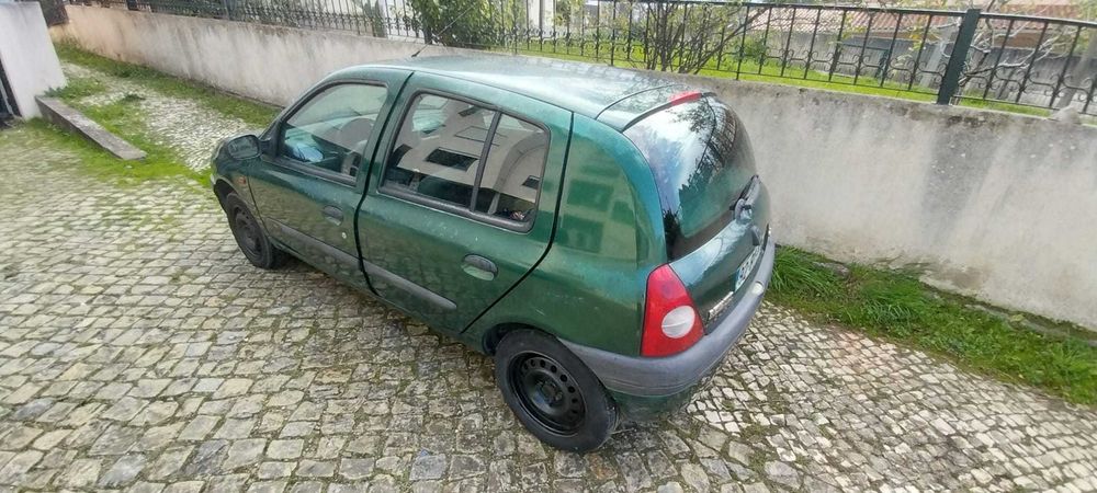 Vende-se Renault Clio