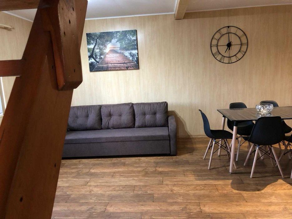 Domek letniskowy nad Jez. Dadaj z prywatną plażą.