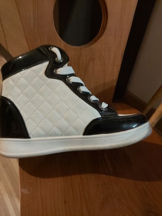 Buty na koturnie sprzedam