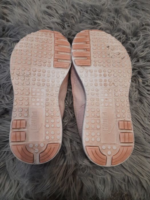 Buty puma r.37 pudrowy róż