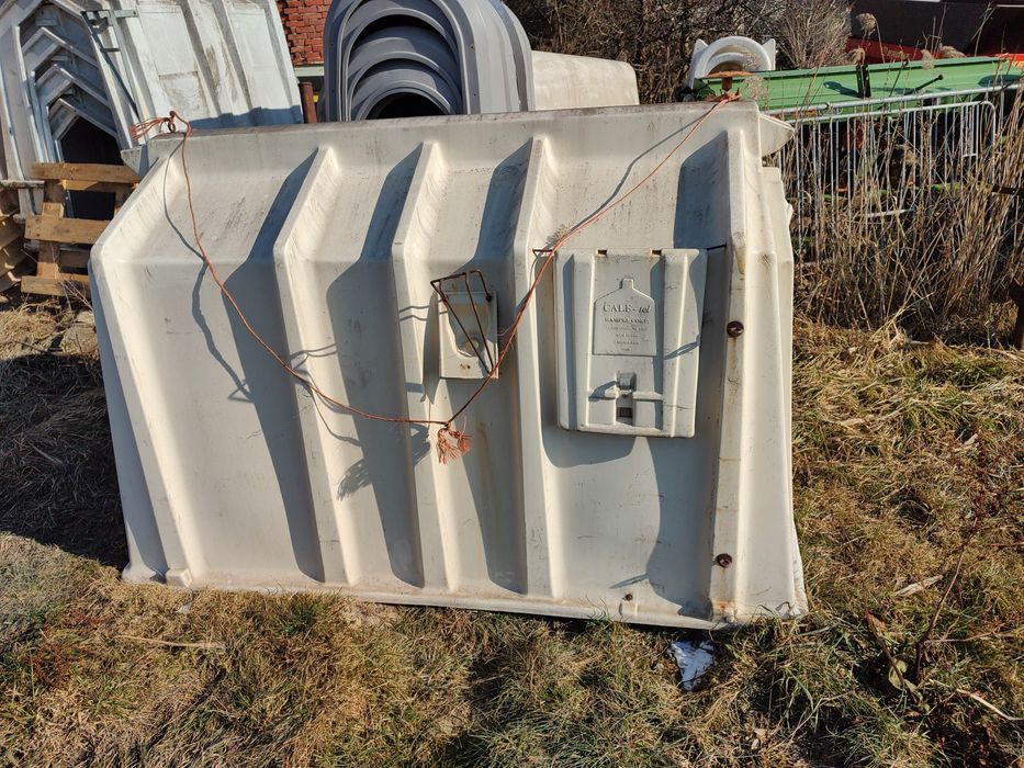 Budki dla cielat / iglo dla cieląt