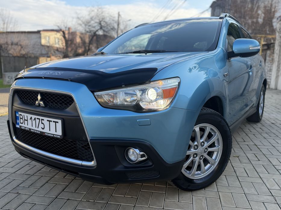 Продам Mitsubishi ASX 2.0 Полный Привод