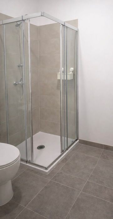 Alugo quartos em Rebordosa