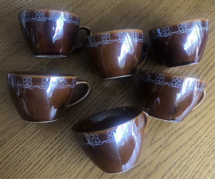 Filiżanki ceramiczne z kwiatuszkami ZPS Pruszków