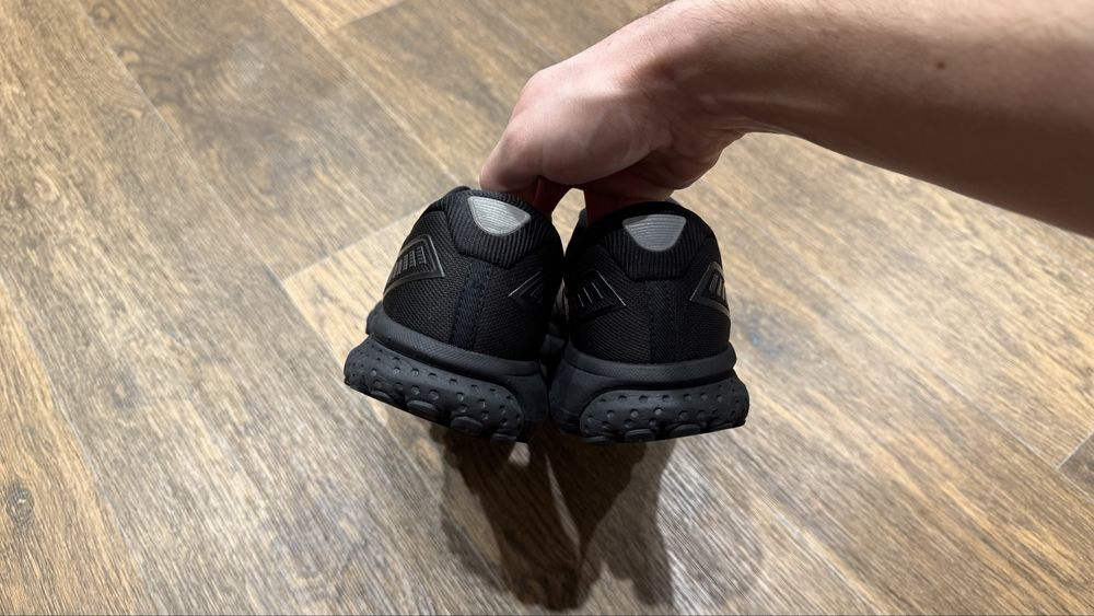 Водонепроницаемые Brooks Ghost 12 Gore-Tex, размер 40,5-41