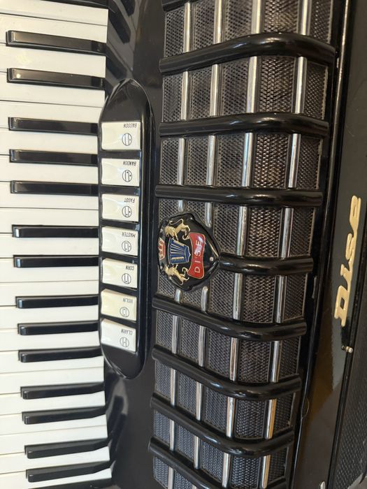 Akordeon klawiszowy Dise