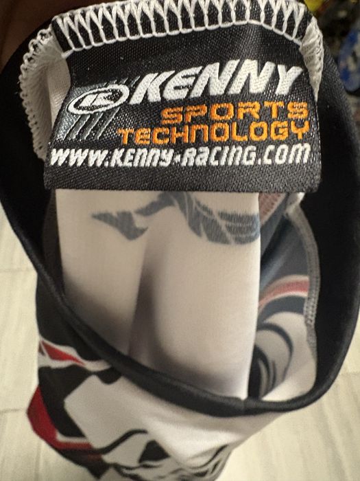 Equipamento para motocros tamanho m e calca e calcoes tamnho 32