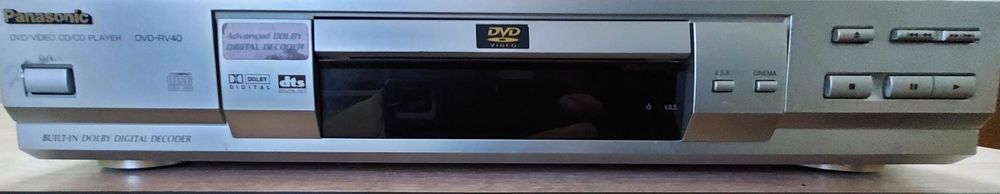 DVD-плеер Panasonic DVD-RV40