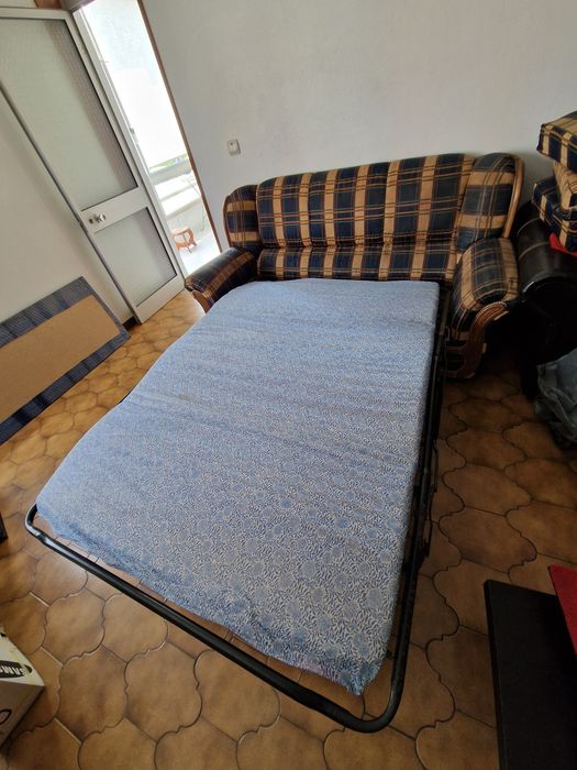 Sofa cama em muito blm estado