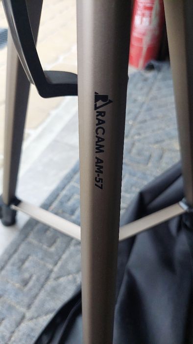 statyw fotograficzny + futerał