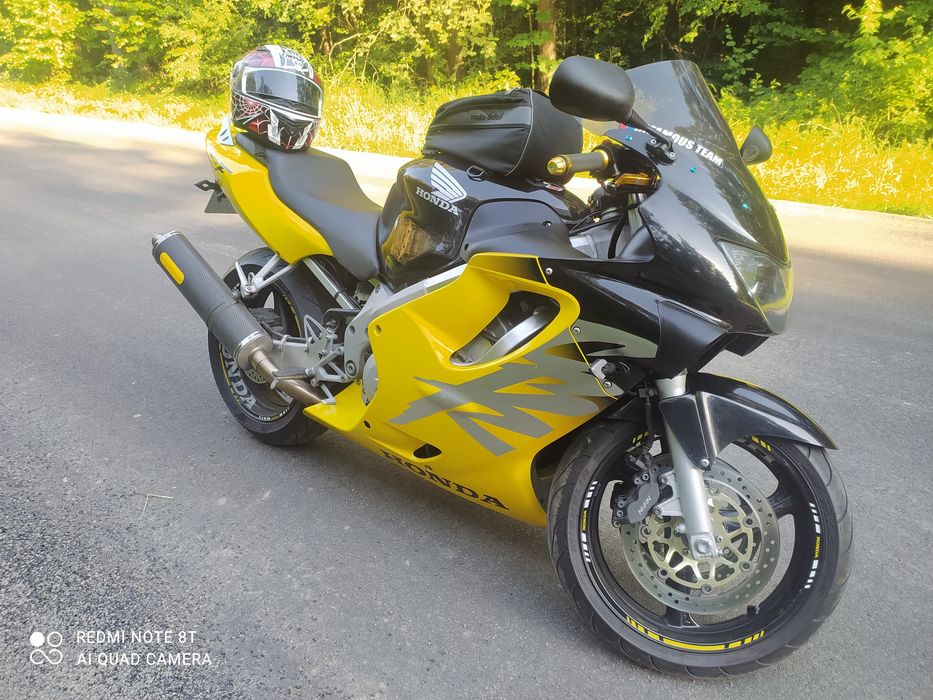 Honda CBR 600 F4