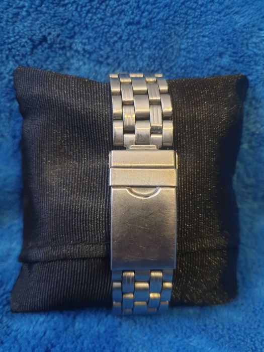 Электронные часы  Q&Q с браслетом