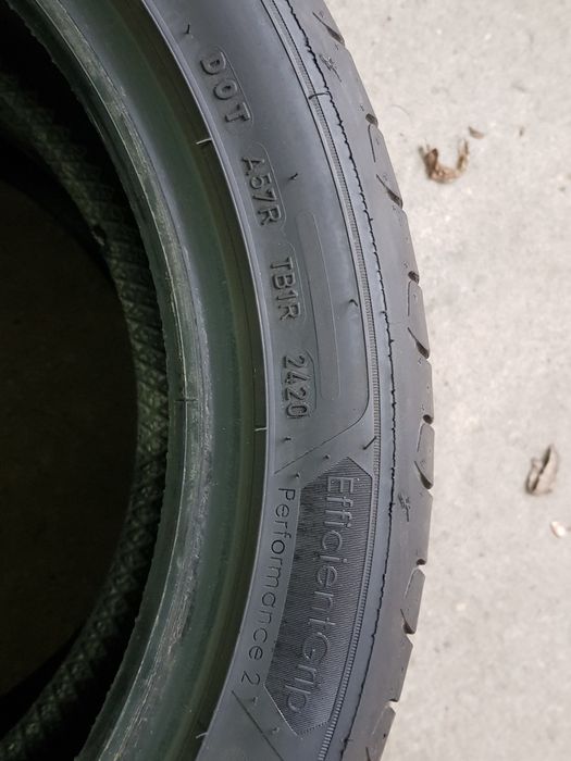 Opona  letnia Goodyer jedna sztuka  225/45/17