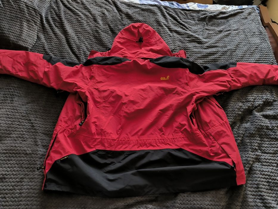 Вітровка Jack Wolfskin