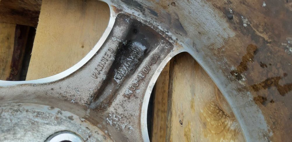 Felga Ford Mustang 93-04r 16"