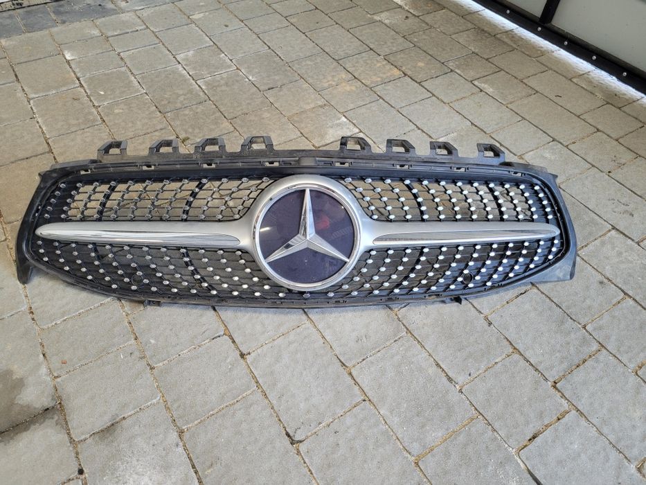 Grill Mercedes W118 CLA