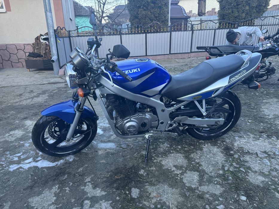 Suzuki gs 500