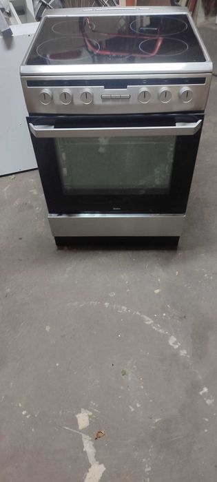 Kuchenka elektryczna indukcja z piekarnikiem