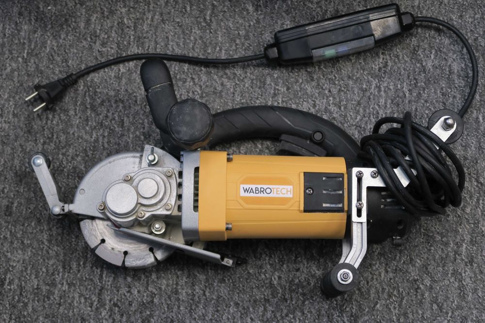 Bruzdownica WABROTECH WT1009, 1800W, komplet
