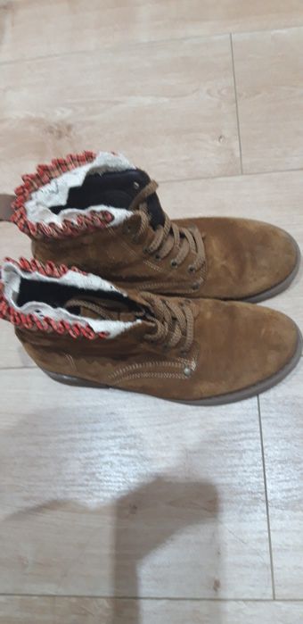 Botas pele tam.34