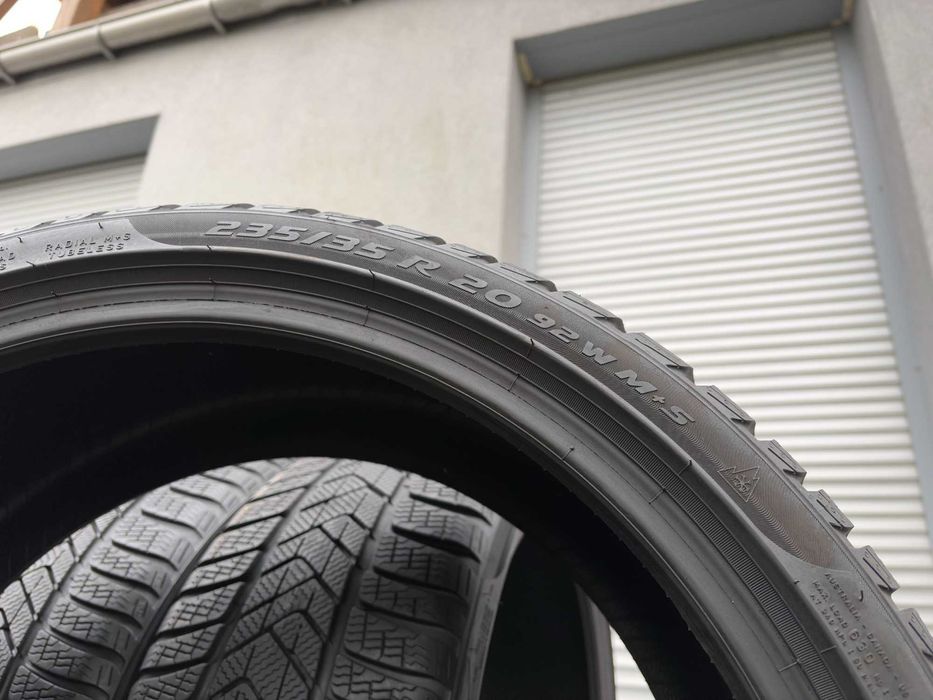 4szt zimowe 235/35R20 Pirelli 7,2mm 2021r świetny stan! Z411 gwarancja