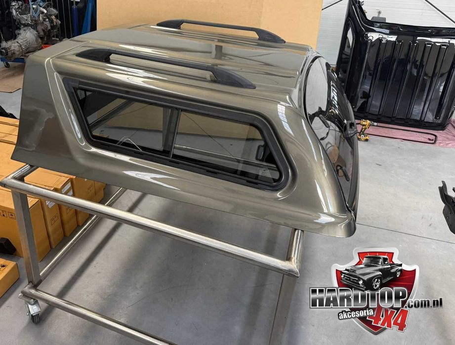 Zabudowa Paki PREMIUM HARDTOP (Szyby Przesuwne) TOYOTA HILUX 2015+ 4x4